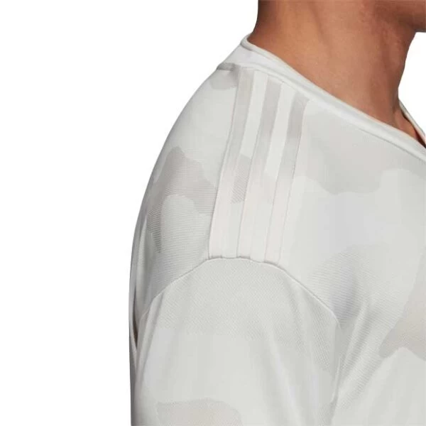 Adidas FC Juventus Turin Auswärtstrikot 2019/2020 Weiß 8 Adidas FC Juventus Turin Auswärtstrikot 2019/2020 Weiß – Bild 6