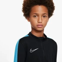 Nike Dri-FIT Academy 23 Langarm-Fussballoberteil Kinder Schwarz/blau 15 Nike Dri-FIT Academy 23 Langarm-Fussballoberteil Kinder Schwarz/blau -Pro Sport Verkauf nike dri fit academy 23 langarm fussballoberteil kinder schwarz blau4