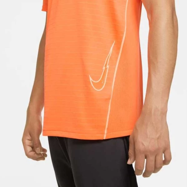 Nike Dri-Fit Mercurial Strike Fussballoberteil Orange 7 Nike Dri-Fit Mercurial Strike Fussballoberteil Orange – Bild 5