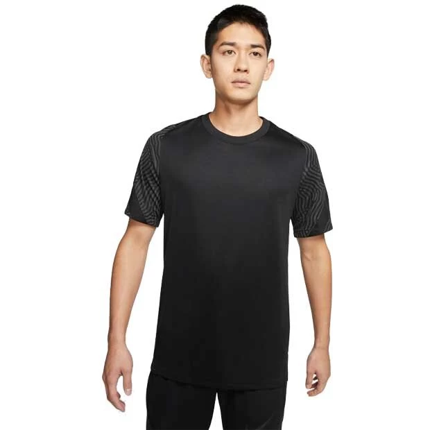 Nike Dri-Fit Strike Fussballoberteil Schwarz 3 Nike Dri-Fit Strike Fussballoberteil Schwarz
