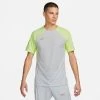 Nike Dri-FIT Strike Kurzarm-Fussballoberteil Grau/neongelb 1 Nike Dri-FIT Strike Kurzarm-Fussballoberteil Grau/neongelb -Pro Sport Verkauf nike dri fit strike kurzarm fussballoberteil grau neongelb 2