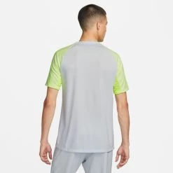 Nike Dri-FIT Strike Kurzarm-Fussballoberteil Grau/neongelb -Pro Sport Verkauf nike dri fit strike kurzarm fussballoberteil grau neongelb2