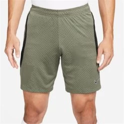 Nike Dri-FIT Strike Hose Olivgrün -Pro Sport Verkauf nike dri fit strike shorts olivgruen 2