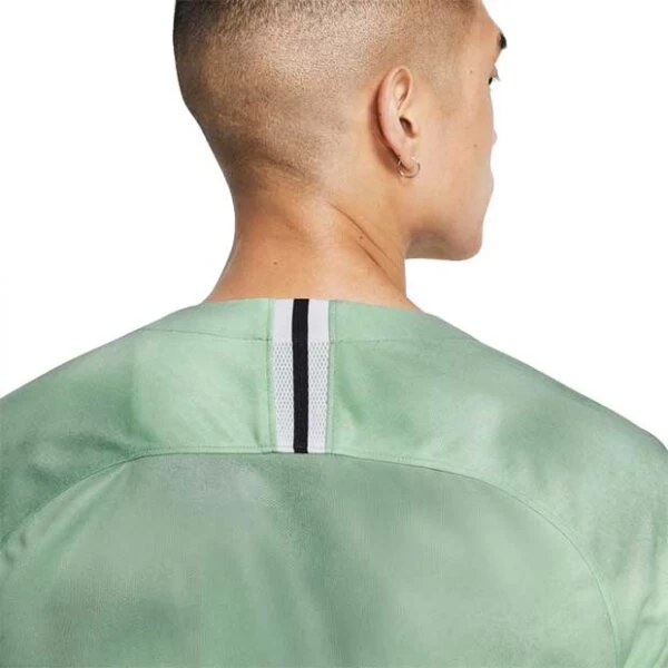 Nike F.C. Fussballoberteil Grün 7 Nike F.C. Fussballoberteil Grün – Bild 5