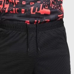 Nike FC Liverpool Strike Shorts Schwarz/grau -Pro Sport Verkauf nike fc liverpool strike shorts schwarz grau3