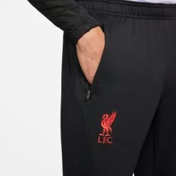 Nike FC Liverpool Strike Trainingshose Schwarz/rot -Pro Sport Verkauf nike fc liverpool strike trainingshose schwarz rot3