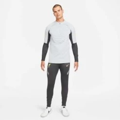 Nike FC Liverpool Therma-FIT Fussballoberteil Grau -Pro Sport Verkauf nike fc liverpool therma fit fussballoberteil grau6