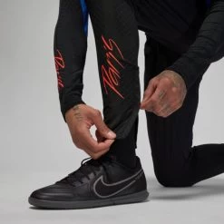 Nike Paris St. Germain X Jordan Trainingshose Schwarz 16 Nike Paris St. Germain X Jordan Trainingshose Schwarz -Pro Sport Verkauf nike paris st germain x jordan trainingshose schwarz5