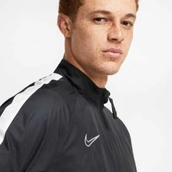 Nike Repel Academy Fußballjacke Schwarz/weiß -Pro Sport Verkauf nike repel academy fussballjacke schwarz weiss5