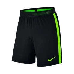 Nike Strike Aeroswift Fussballshorts Schwarz/grün